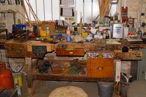 502. Cabinet makers bench